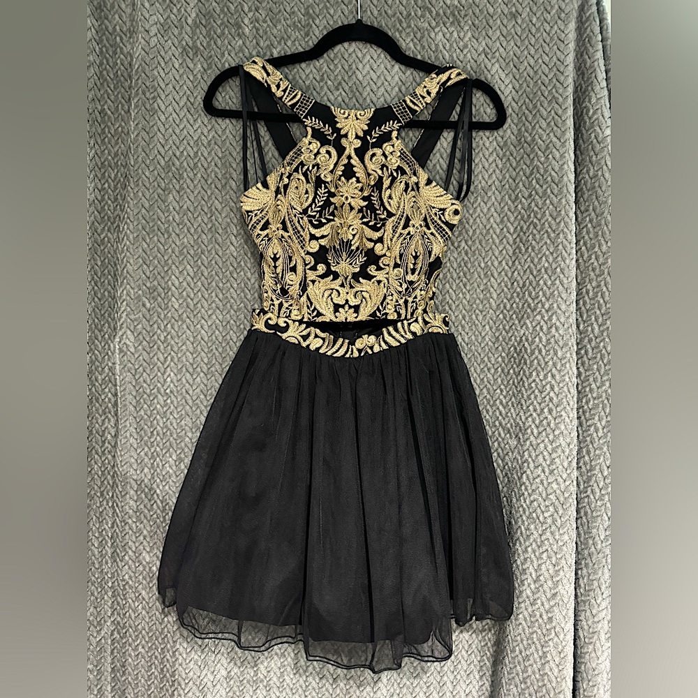 TLC Say Yes to the Dress 2 Piece Semi-Formal Dress - 0 - Black/Gold